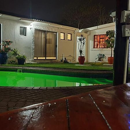Berry Bliss Guest House Gaborone Dış mekan fotoğraf