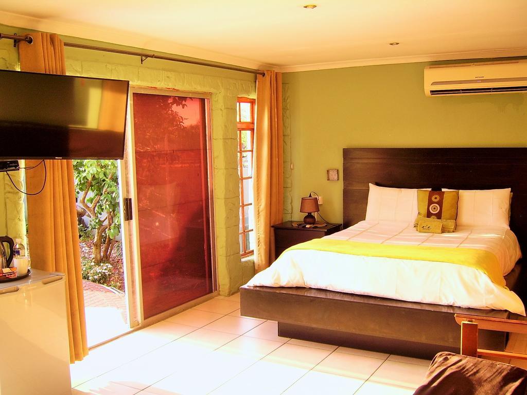 Berry Bliss Guest House Gaborone Dış mekan fotoğraf