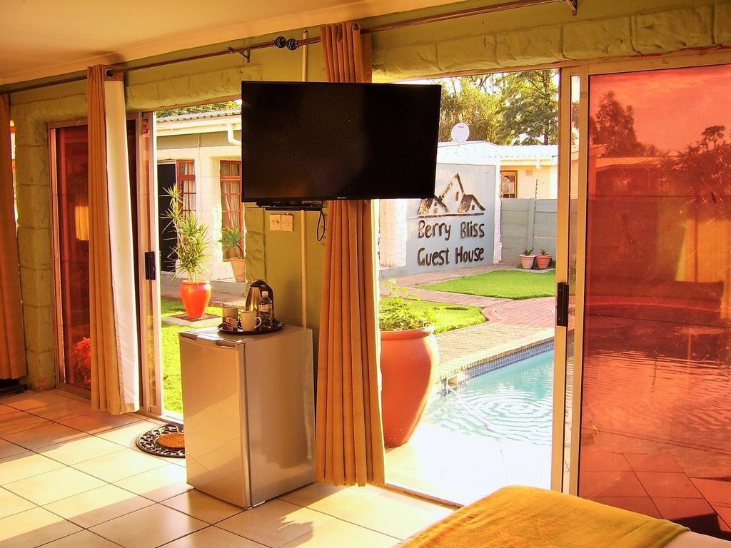 Berry Bliss Guest House Gaborone Dış mekan fotoğraf
