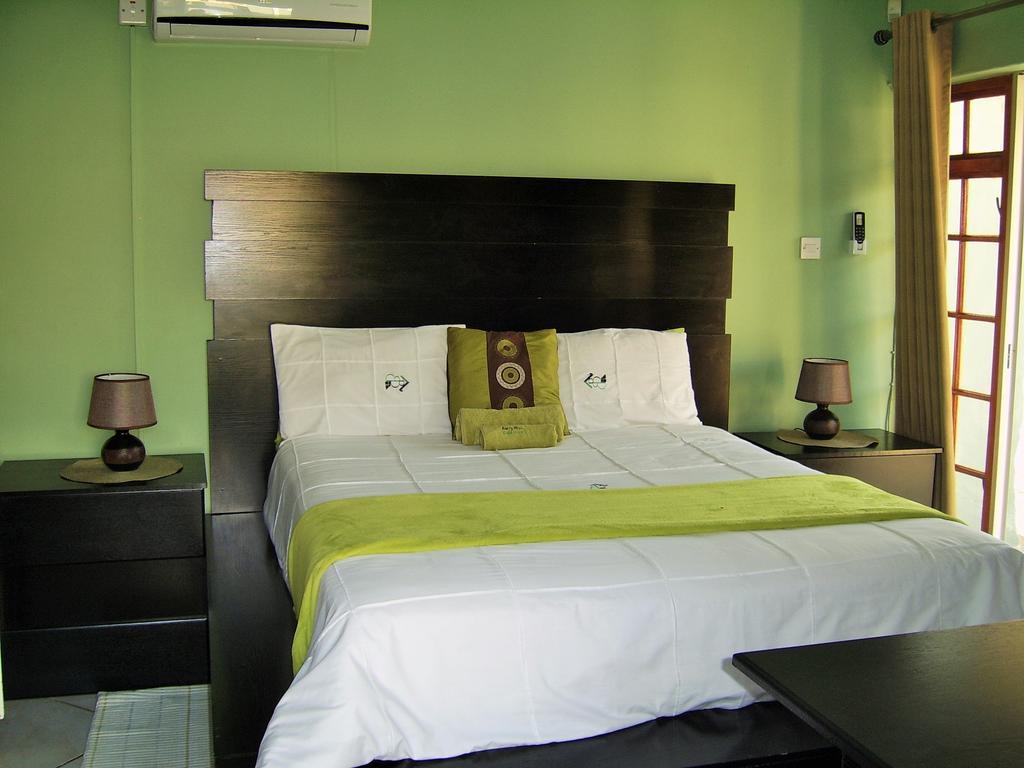 Berry Bliss Guest House Gaborone Dış mekan fotoğraf