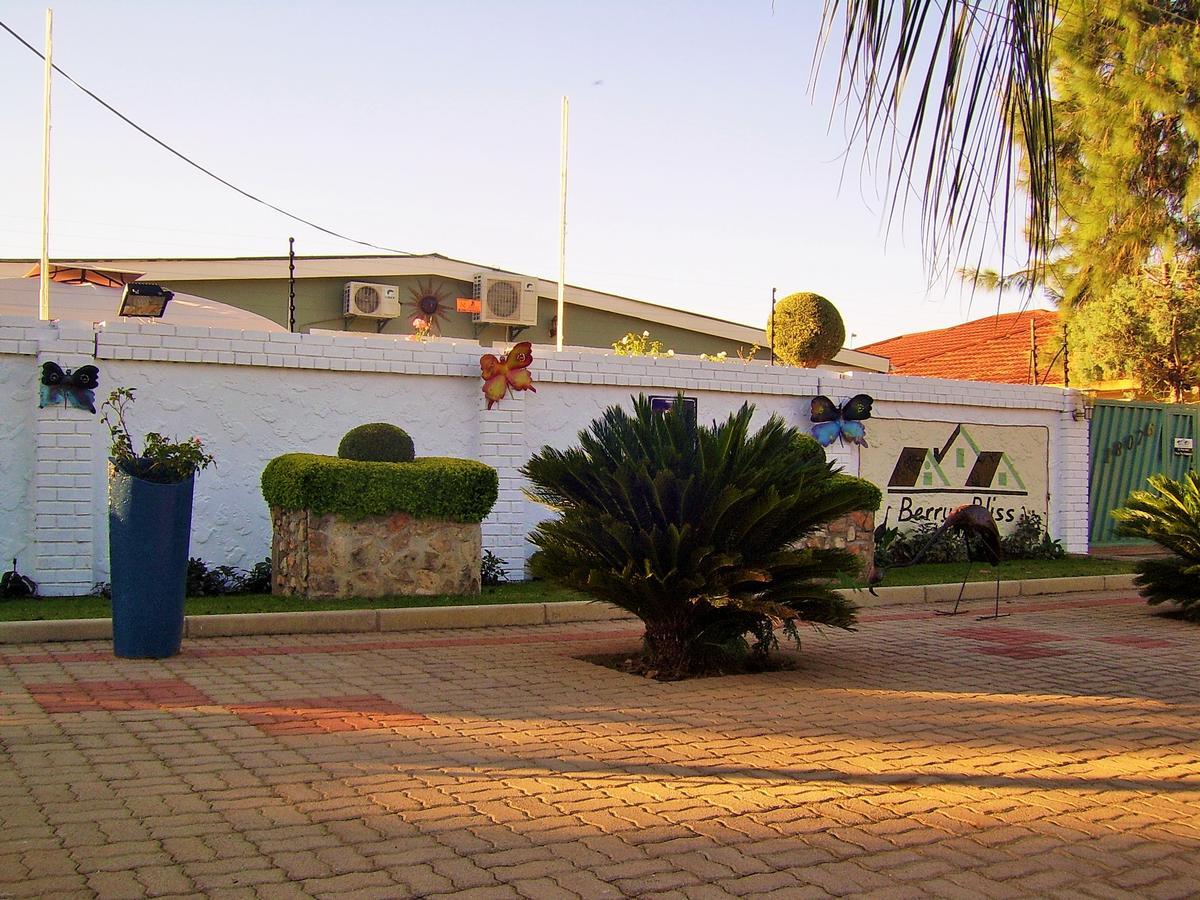 Berry Bliss Guest House Gaborone Dış mekan fotoğraf