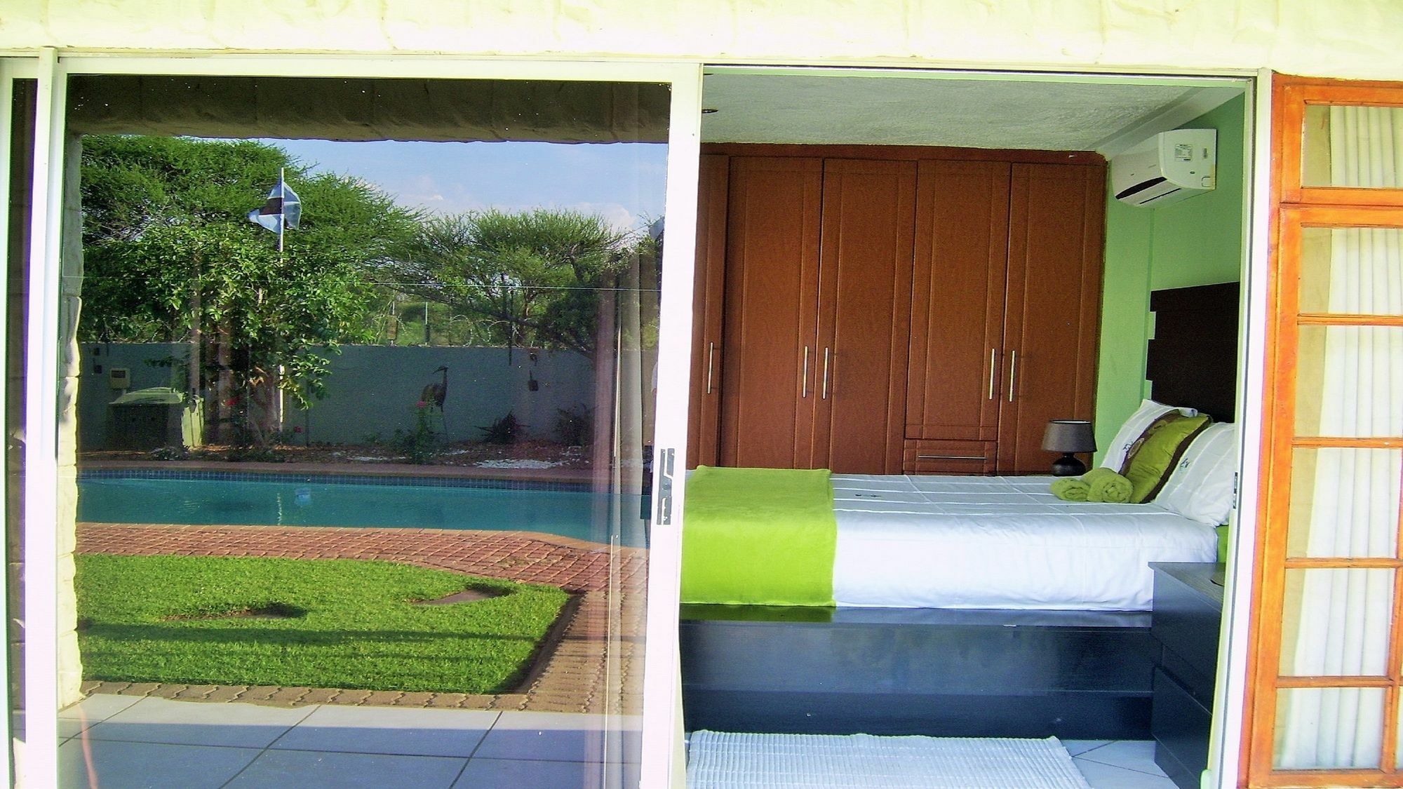 Berry Bliss Guest House Gaborone Dış mekan fotoğraf