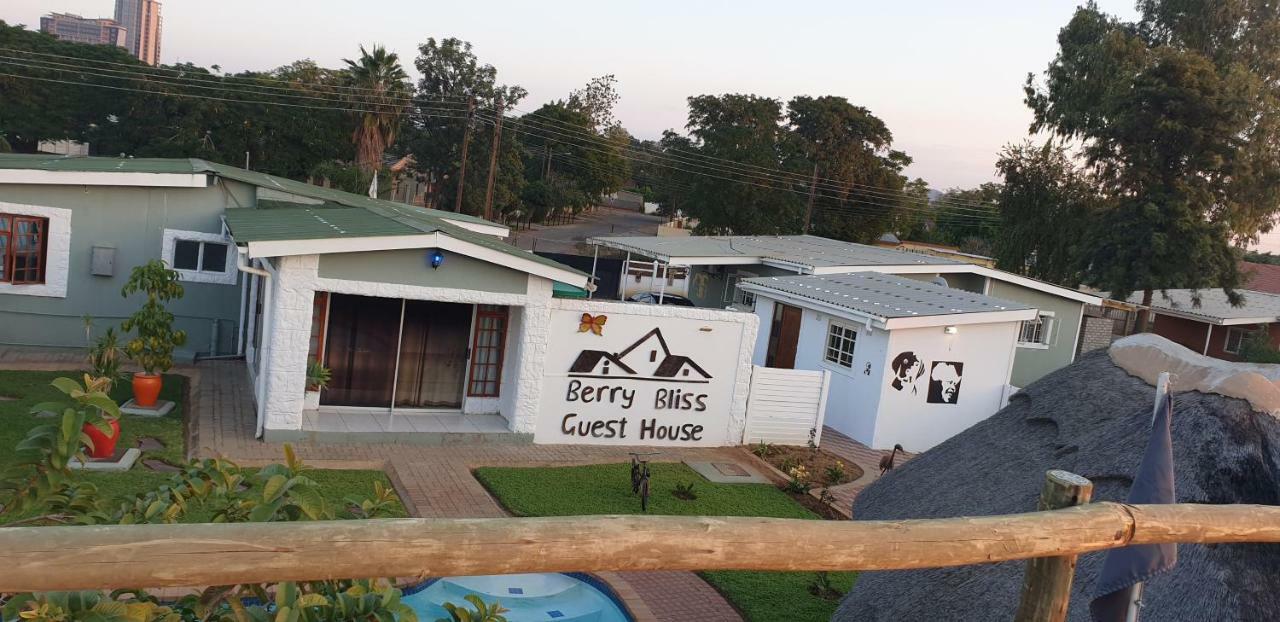 Berry Bliss Guest House Gaborone Dış mekan fotoğraf